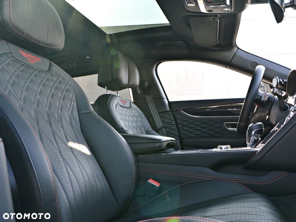 Bentley Flying Spur - 27