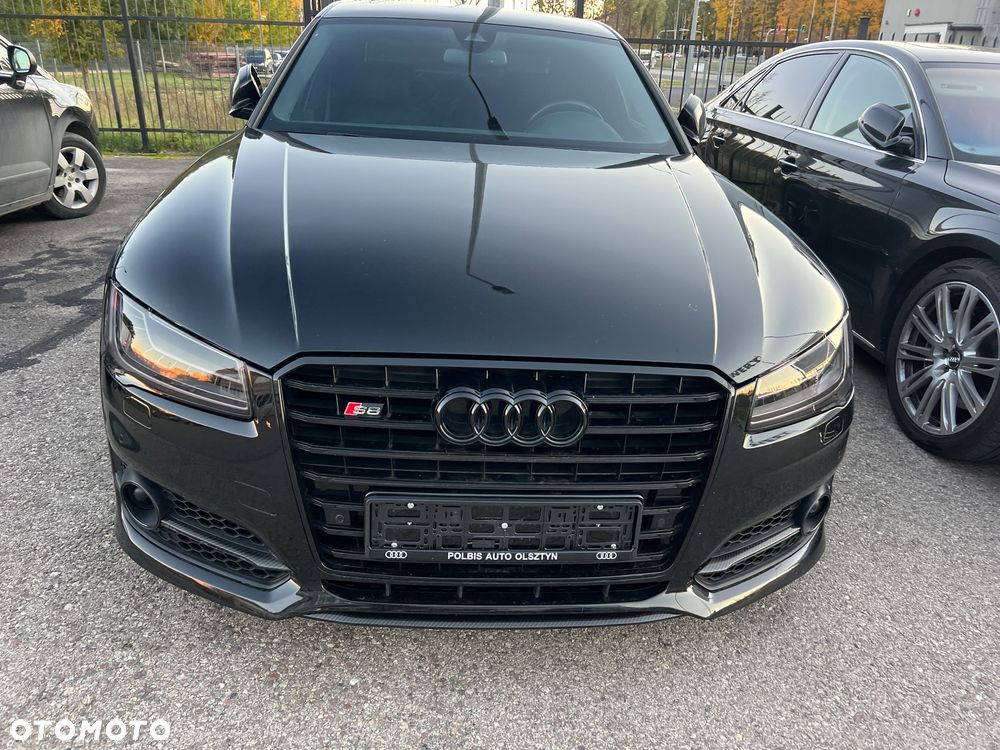 Audi S8 Plus - 13