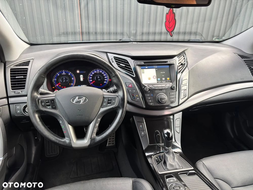 Hyundai i40 Kombi 1.7 CRDi DCT Premium - 15