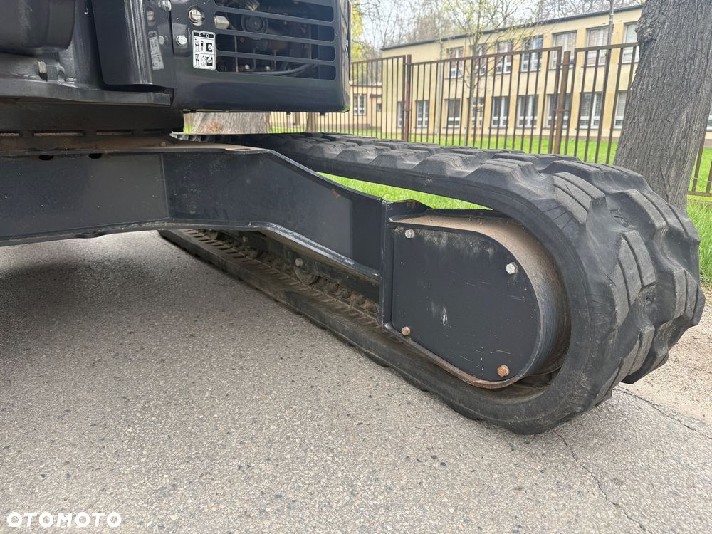 Yanmar Minikoparka Gąsienicowa ViO57 - 14