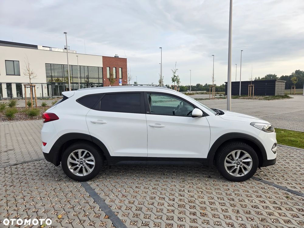 Hyundai Tucson 1.6 GDI BlueDrive GO 2WD - 5