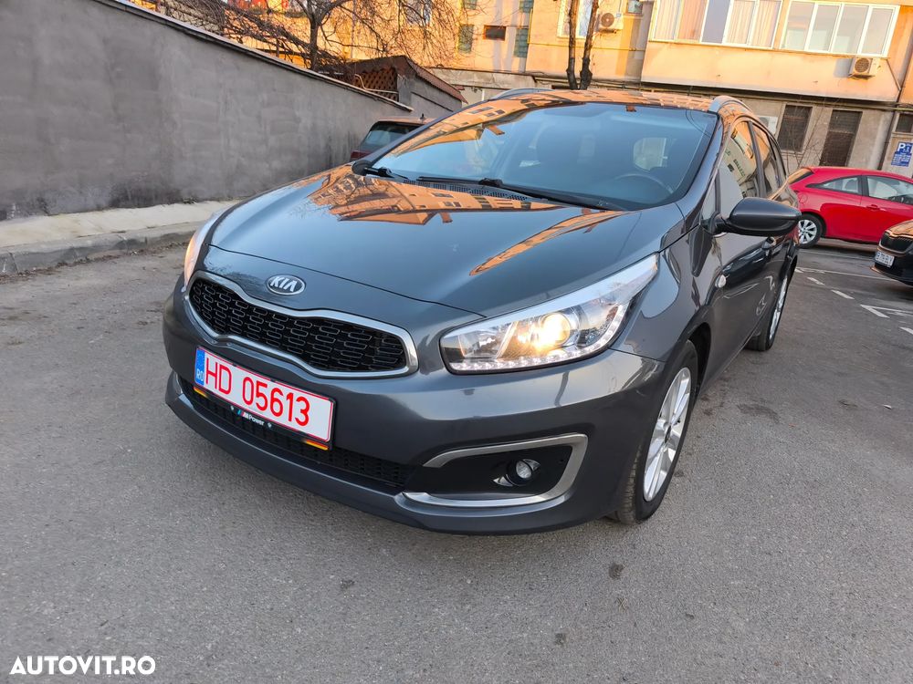 Kia Ceed 1.6 CRDi 136 ISG SW Platinum Edition - 1