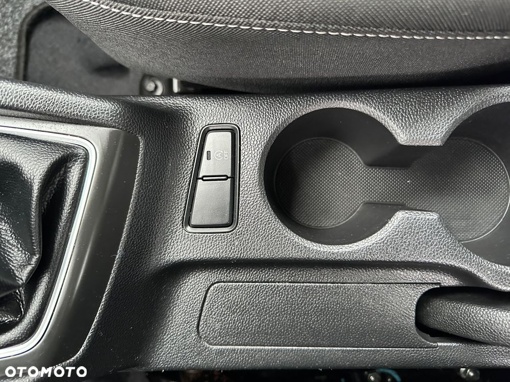 Hyundai i20 1.2 Fifa World Cup Edition - 21