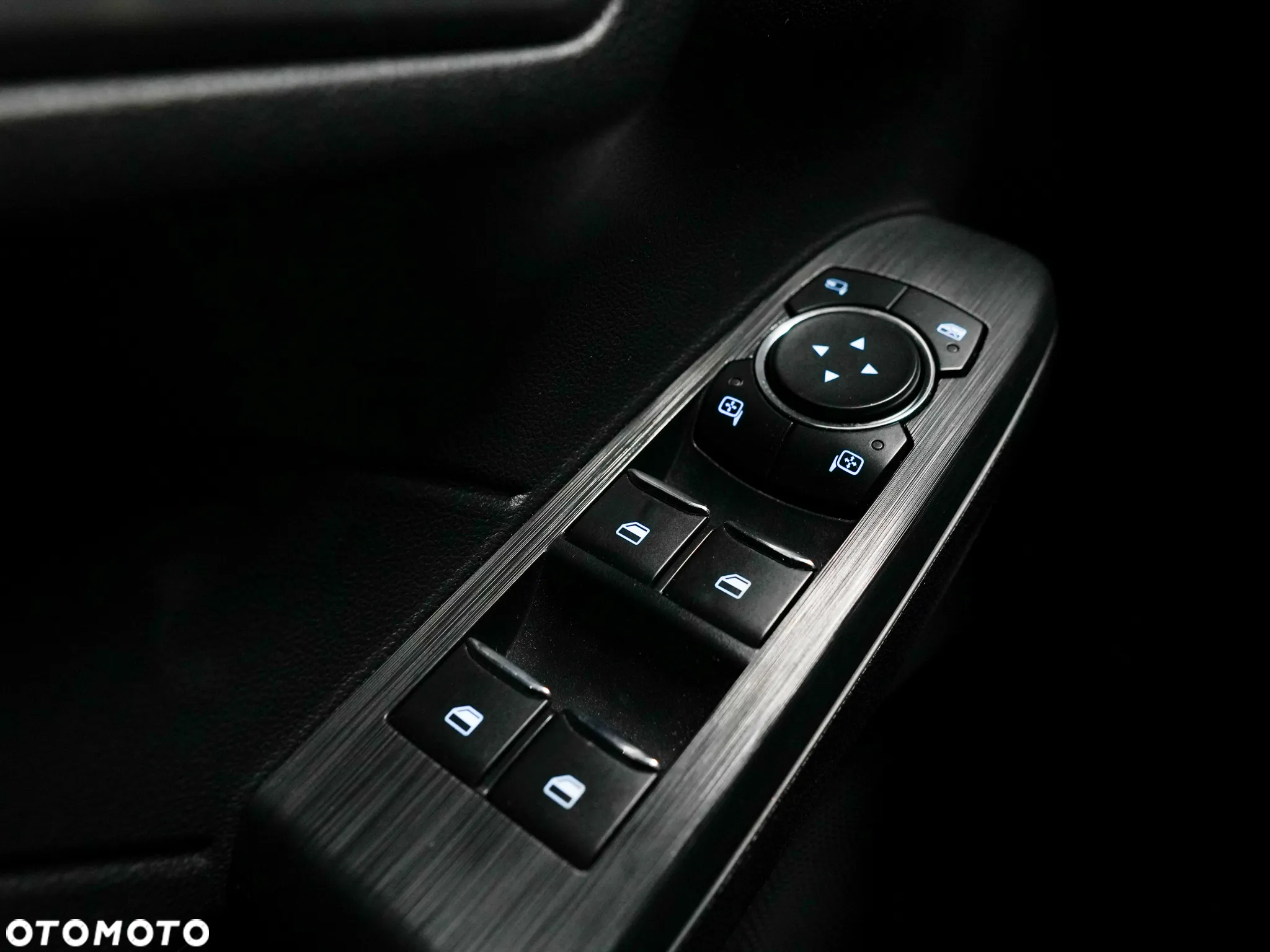 Ford Kuga - 22