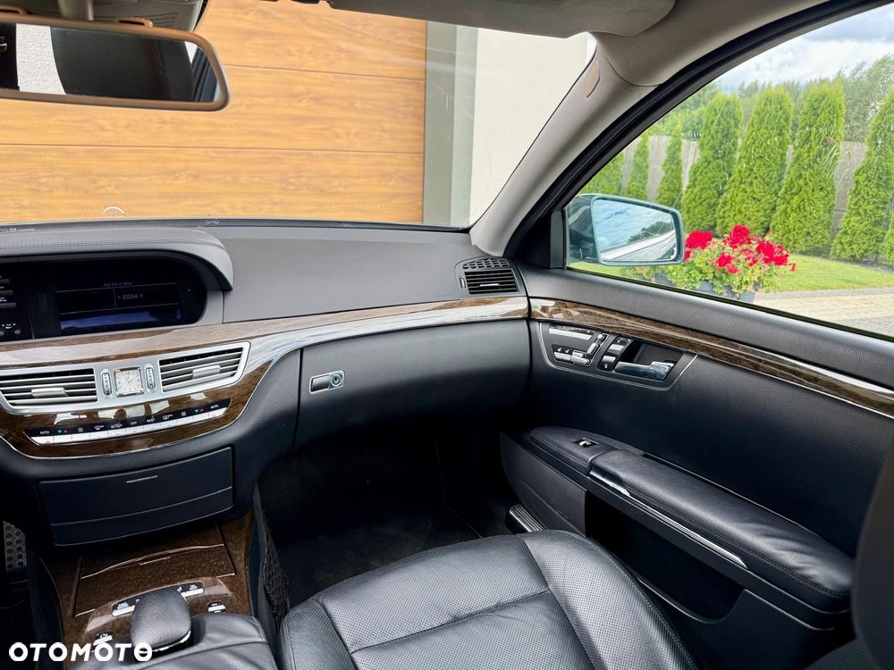 Mercedes-Benz Klasa S 350 BlueTEC DPF 7G-TRONIC - 20
