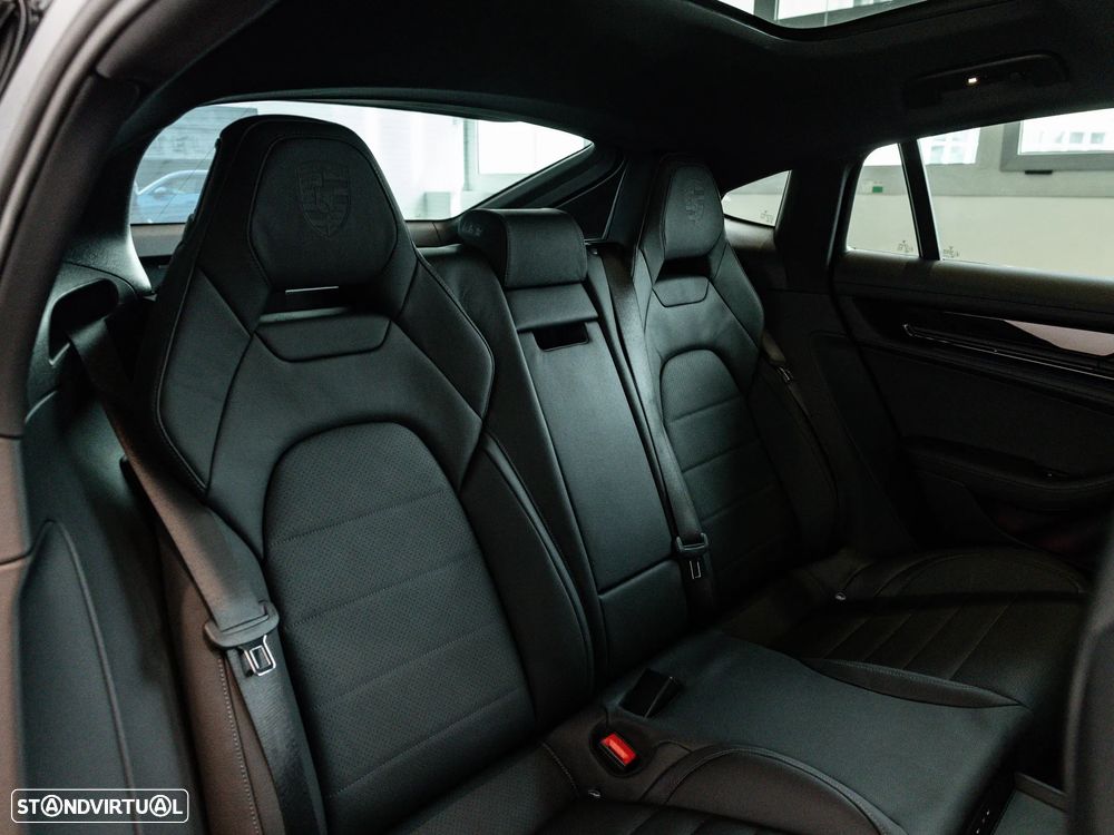 Porsche Panamera - 46