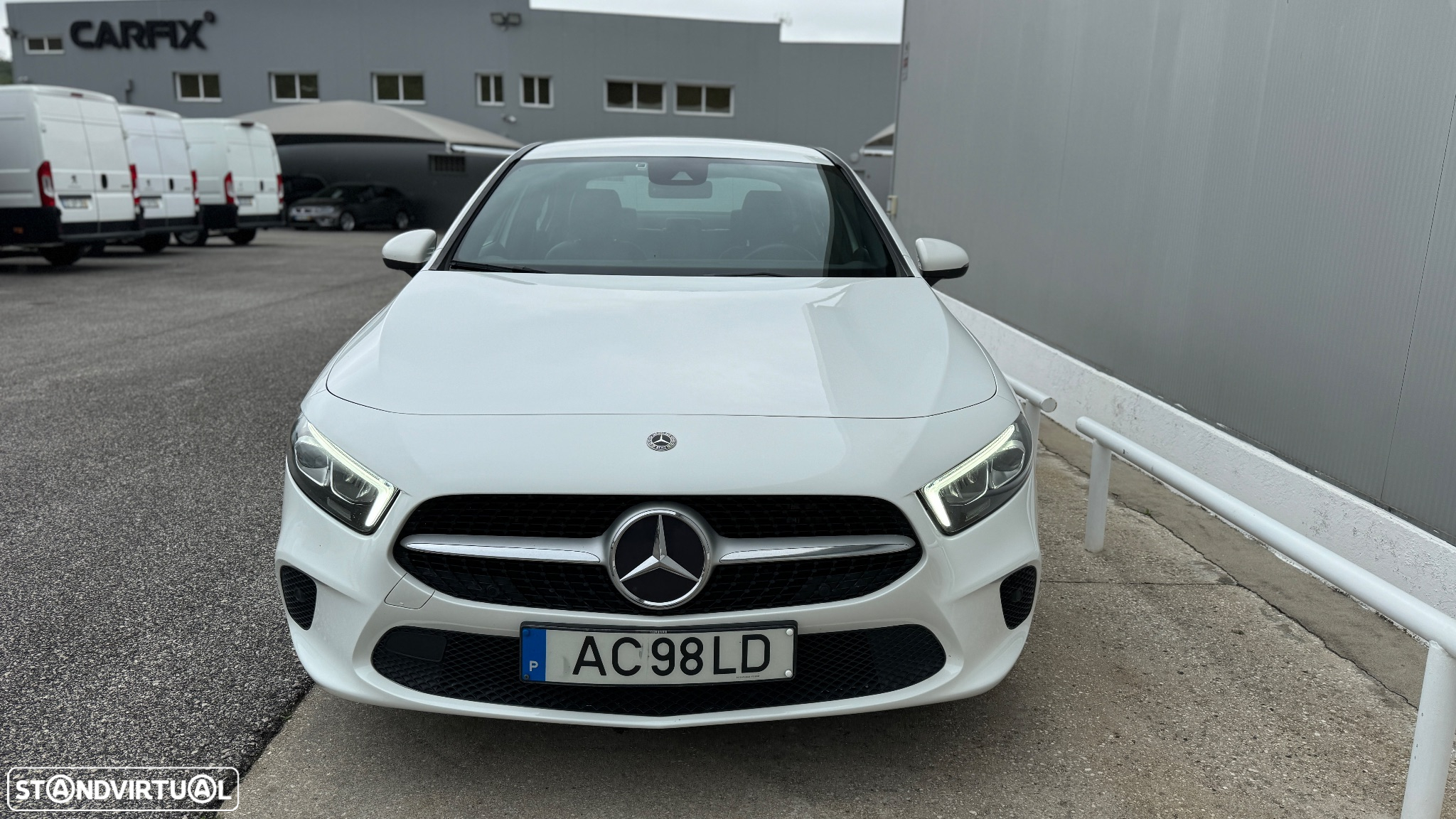 Mercedes-Benz A 250 Limousine e Style Plus - 12