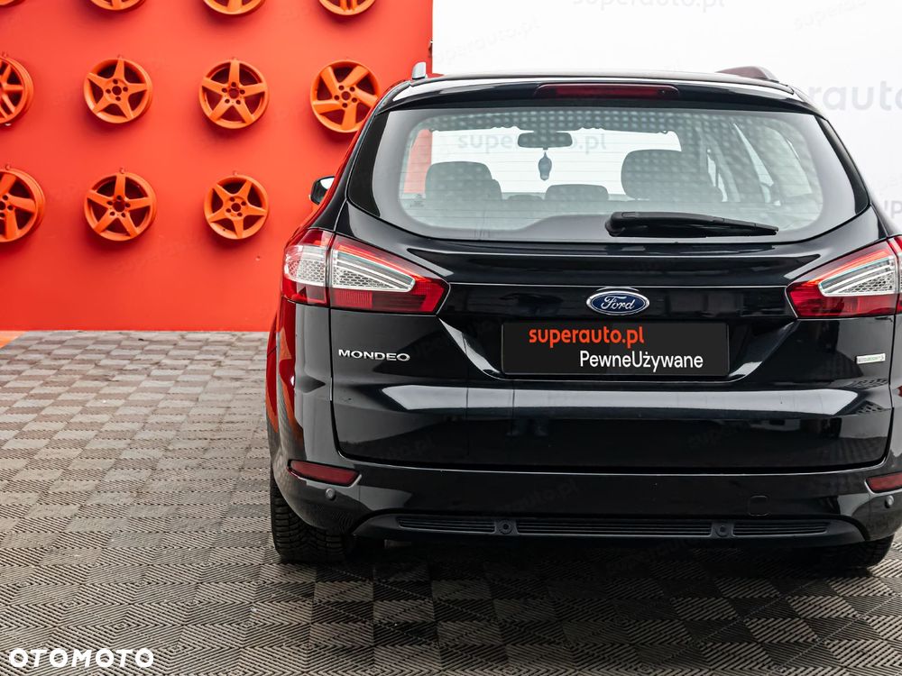 Ford Mondeo - 26
