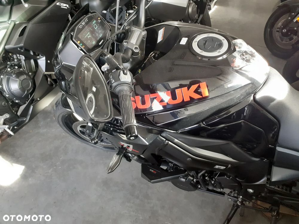 Suzuki Katana - 12