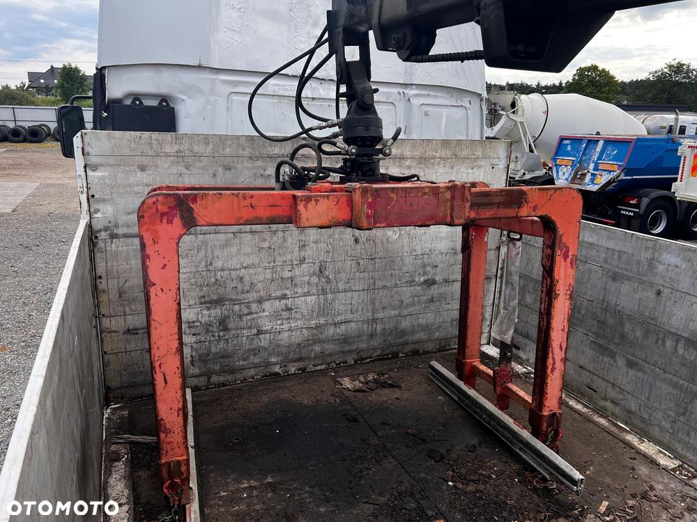 MAN TGA 410 + przyczepa / 2002r / HDS HIAB / Podnoszona oś BPW - 18