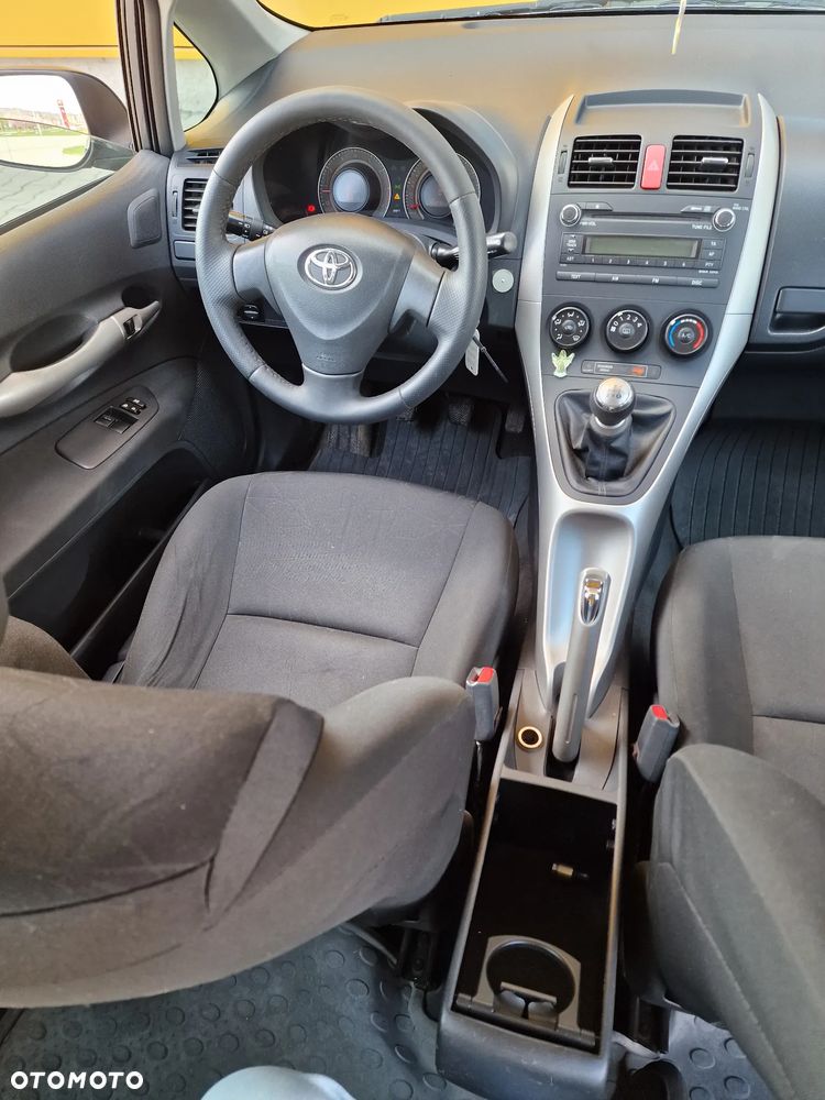 Toyota Auris 1.4 VVT-i Sol - 15