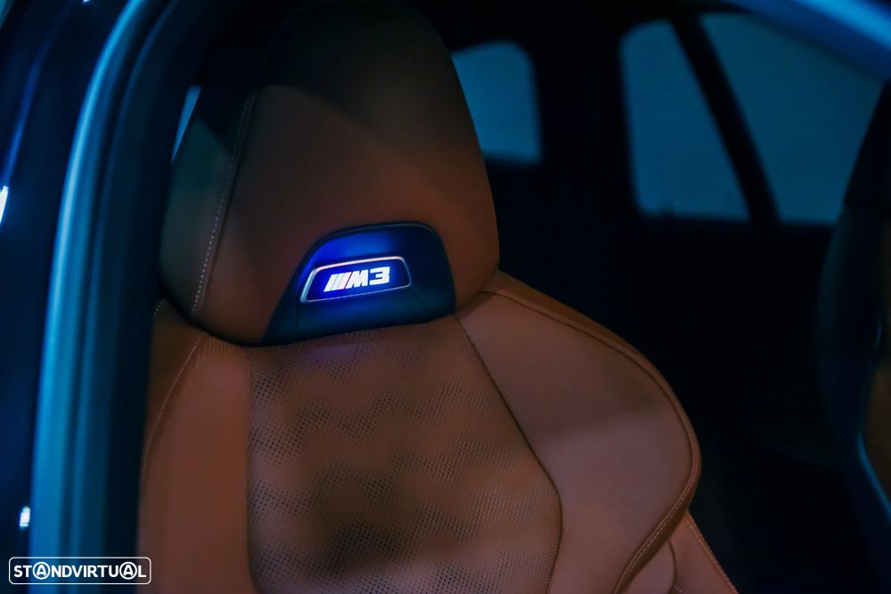 BMW M3 Competition Touring M xDrive - 24