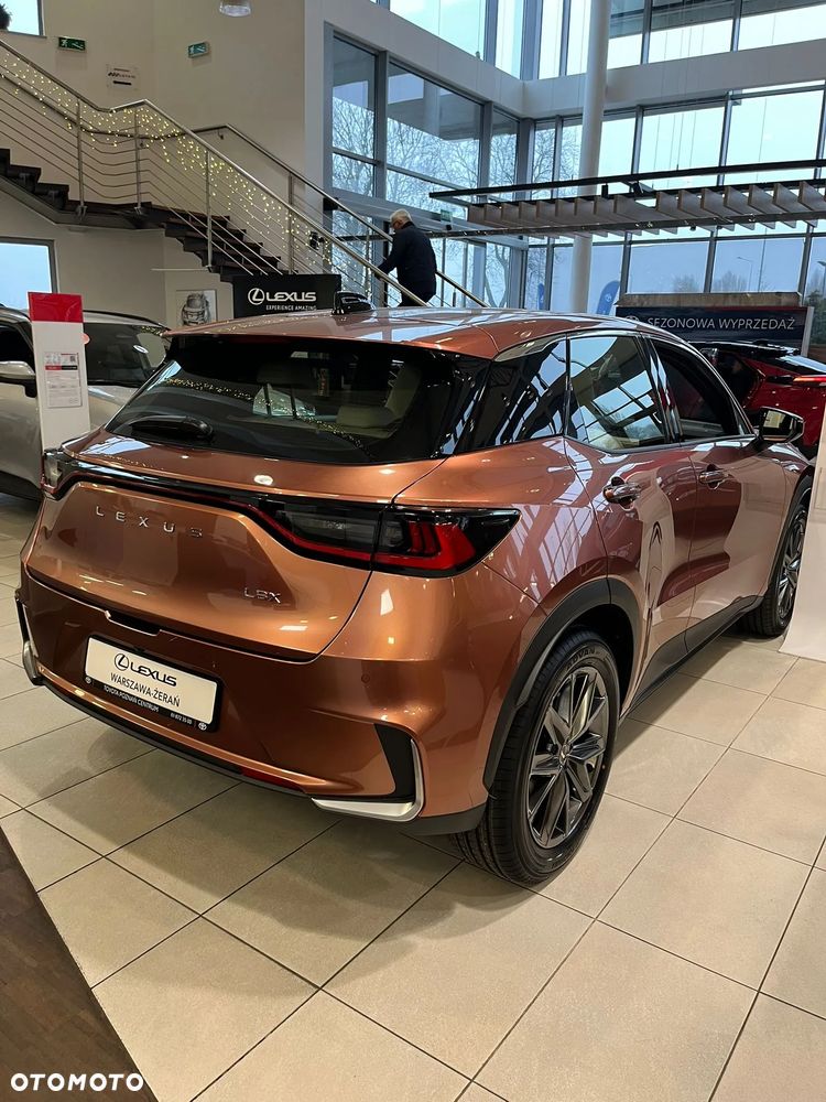 Lexus LBX 1.5 Hybrid Elegant - 4