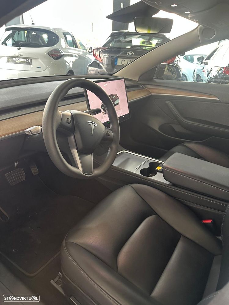 Tesla Model 3 Long-Range RWD - 11