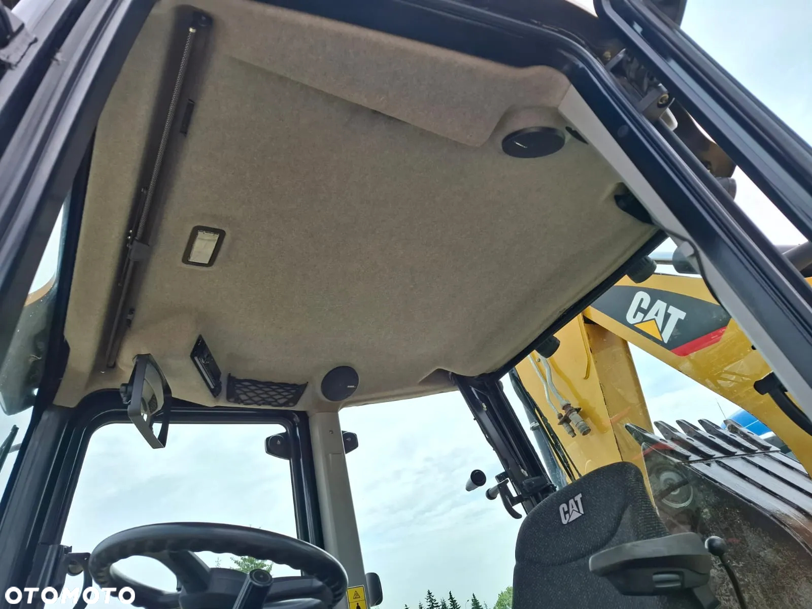 Caterpillar 428F2 - 36
