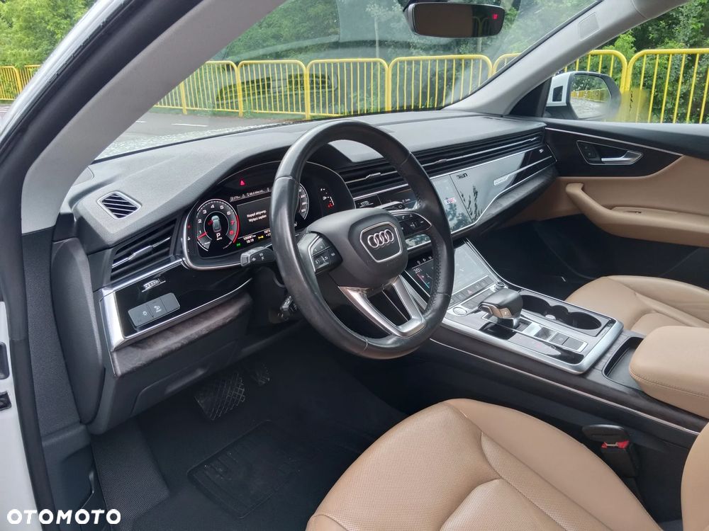Audi Q8 SUV TFSI quattro 250 kW tiptronic S line business - 15