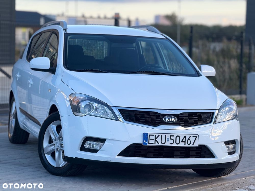 Kia Ceed - 17