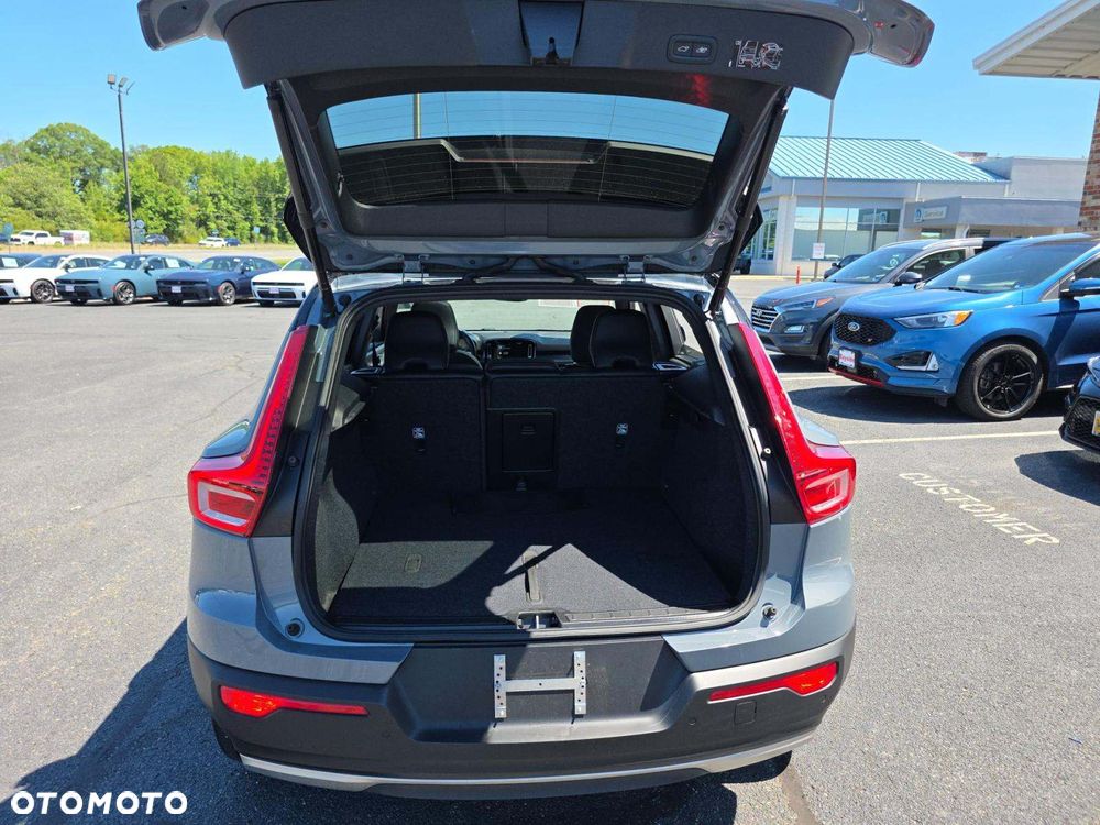 Volvo XC 40 T5 AWD R-Design - 5
