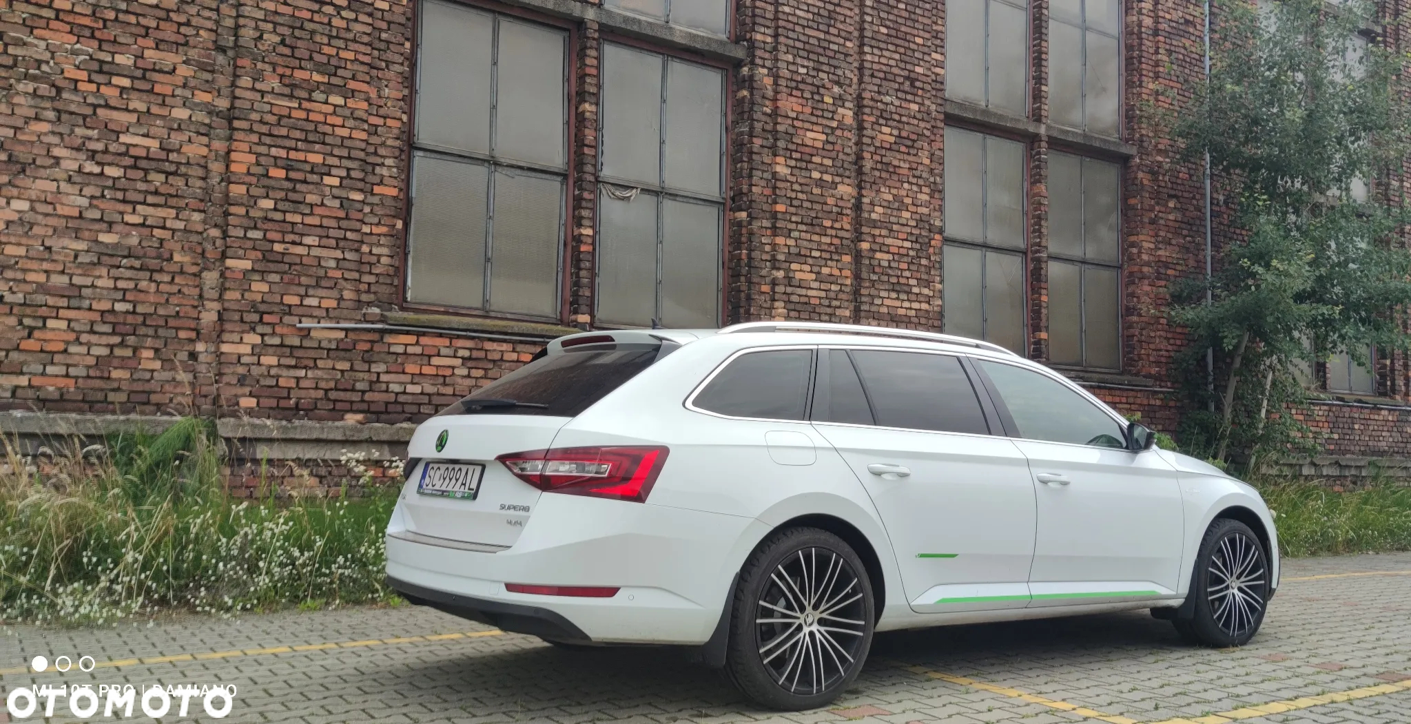 Skoda Superb 2.0 TDI 4x4 L&K DSG - 15