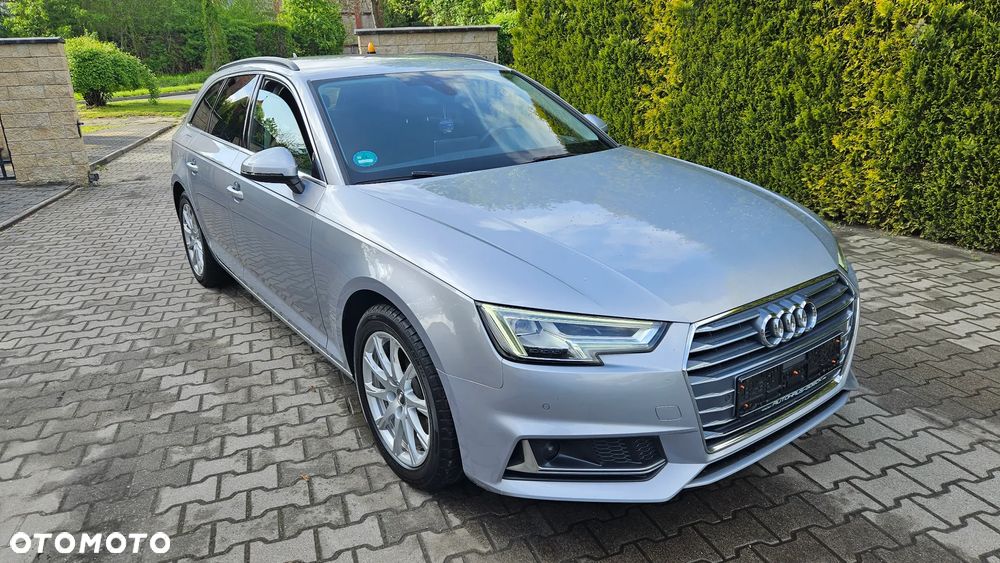 Audi A4 Avant 2.0 TDI S tronic - 11