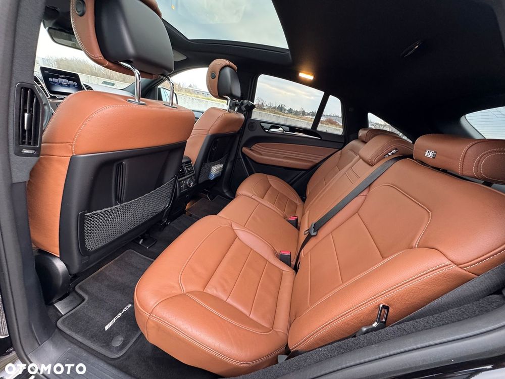 Mercedes-Benz GLE - 11