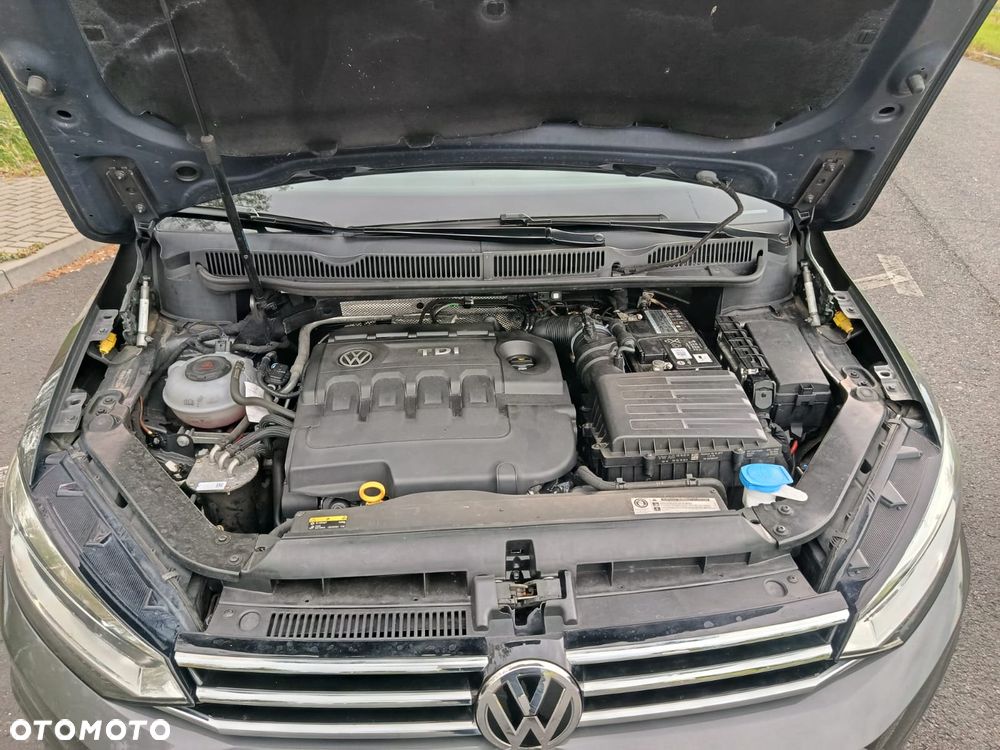 Volkswagen Touran 2.0 TDI BMT Highline DSG - 17