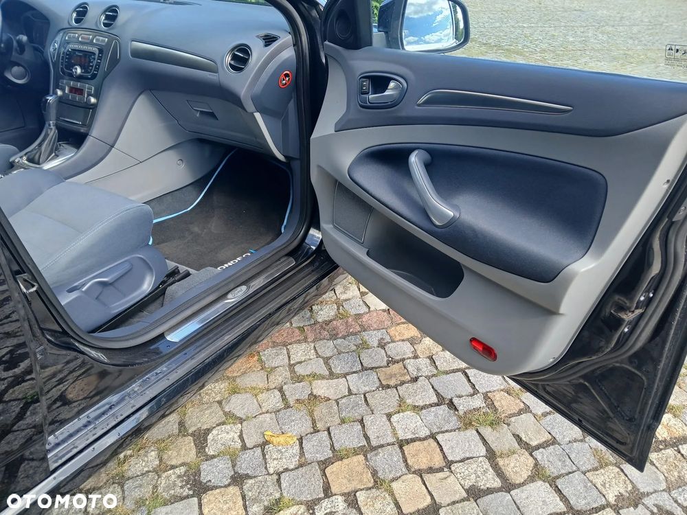 Ford Mondeo - 20