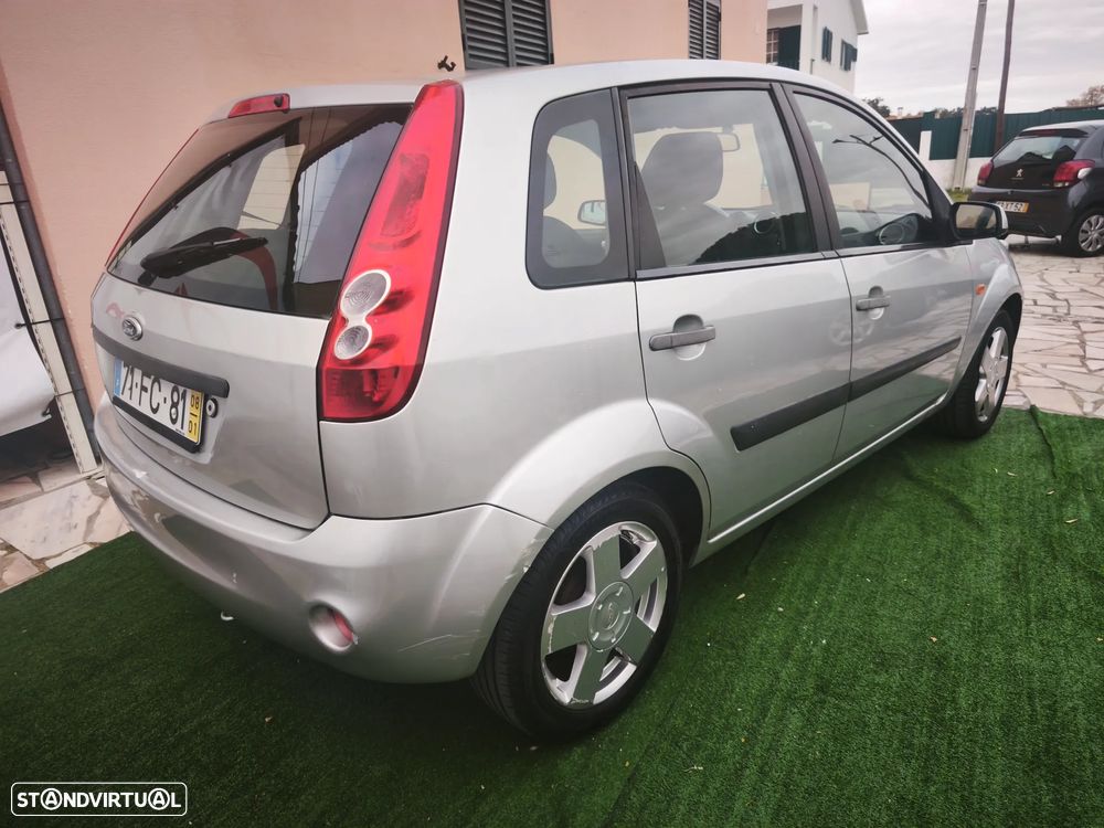 Ford Fiesta 1.25 Trend - 4