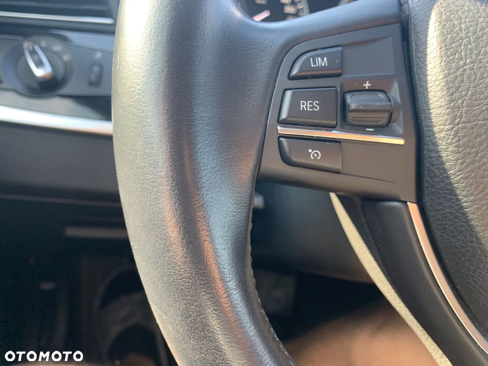 BMW Seria 5 - 10