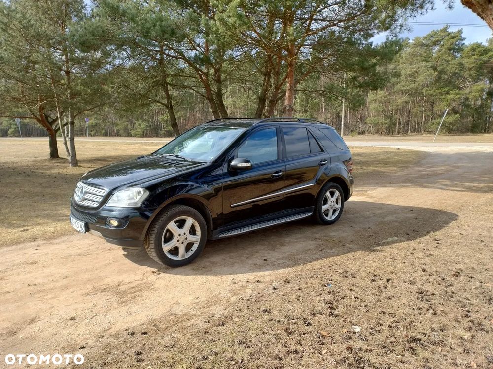 Mercedes-Benz ML - 14