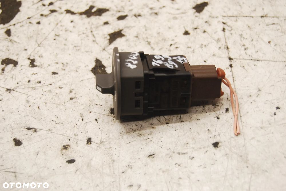 PRZEŁĄCZNIK WŁĄCZNIK AIR BAG 8200169589B RENAULT MEGANE II SCENIC - 2