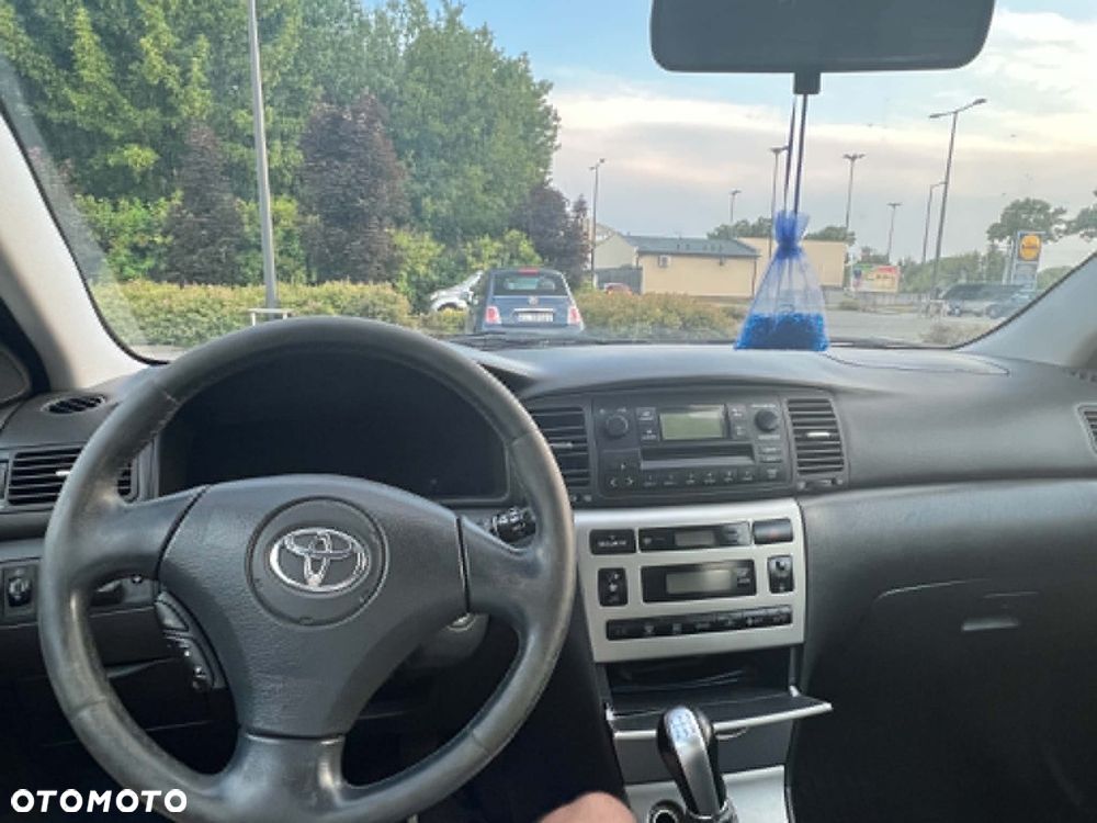 Toyota Corolla 1.6 VVT-i Terra - 17