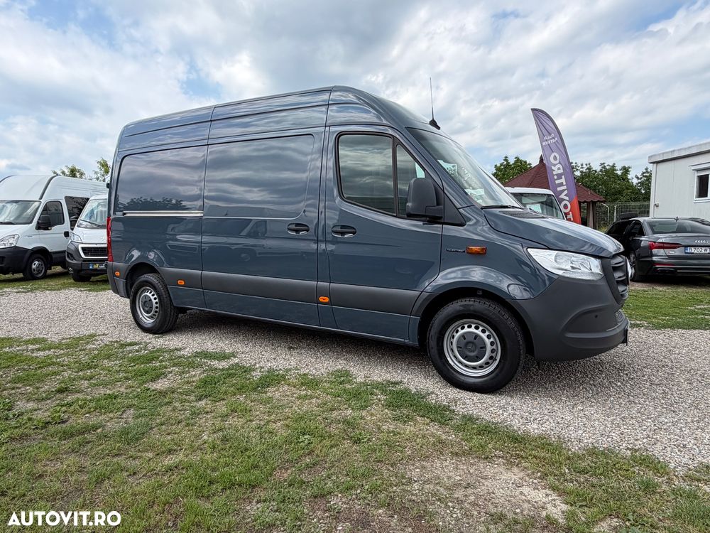 Mercedes-Benz E-Sprinter - 10