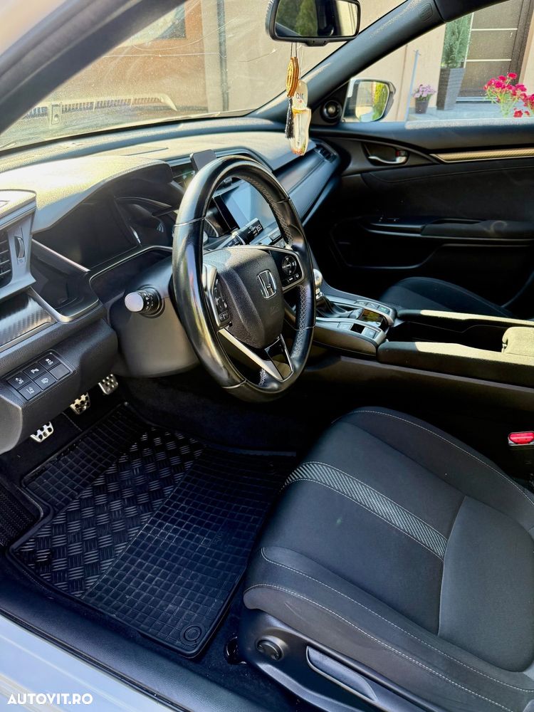 Honda Civic 1.5 VTEC Turbo Sport Plus - 23