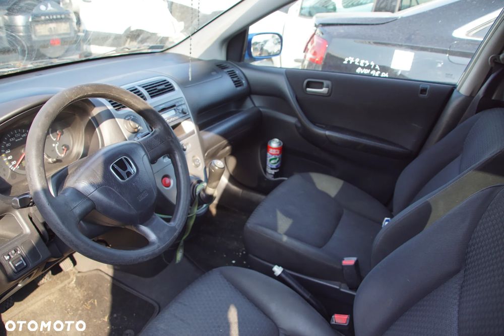 Auto na części - Honda Civic VII 1.7 CTDI 100 KM 4EE2 61MD4 B520P 2002R Silnik Skrzynia Drzwi Maska Błotnik Zderzak Klapa Lampa Lusterko Klamka Szyba Deska Kokpit Sterownik Moduł Czujnik Licznik Panel Kierownica - 8