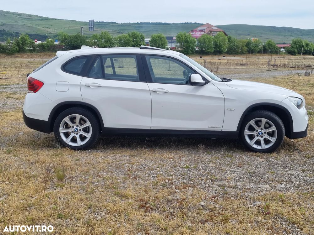 BMW X1 xDrive18d Aut. Sport Line - 3