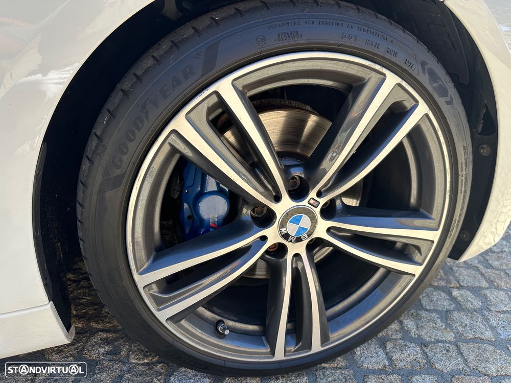 BMW 320 d Pack M - 21