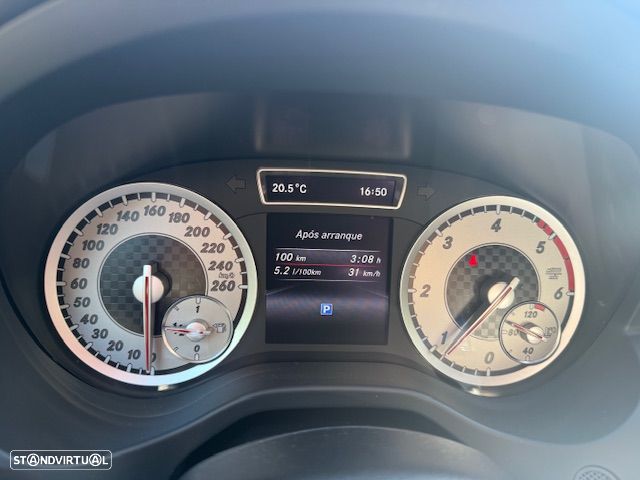 Mercedes-Benz A 180 CDI BE AMG Line - 13