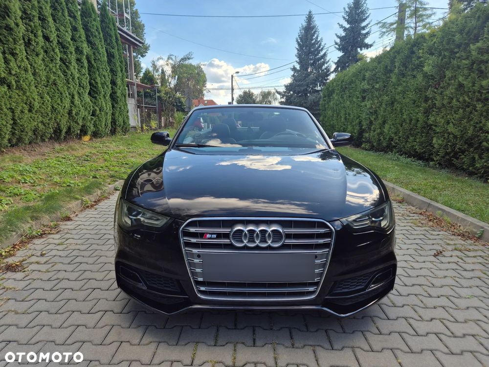 Audi A5 Cabrio - 4