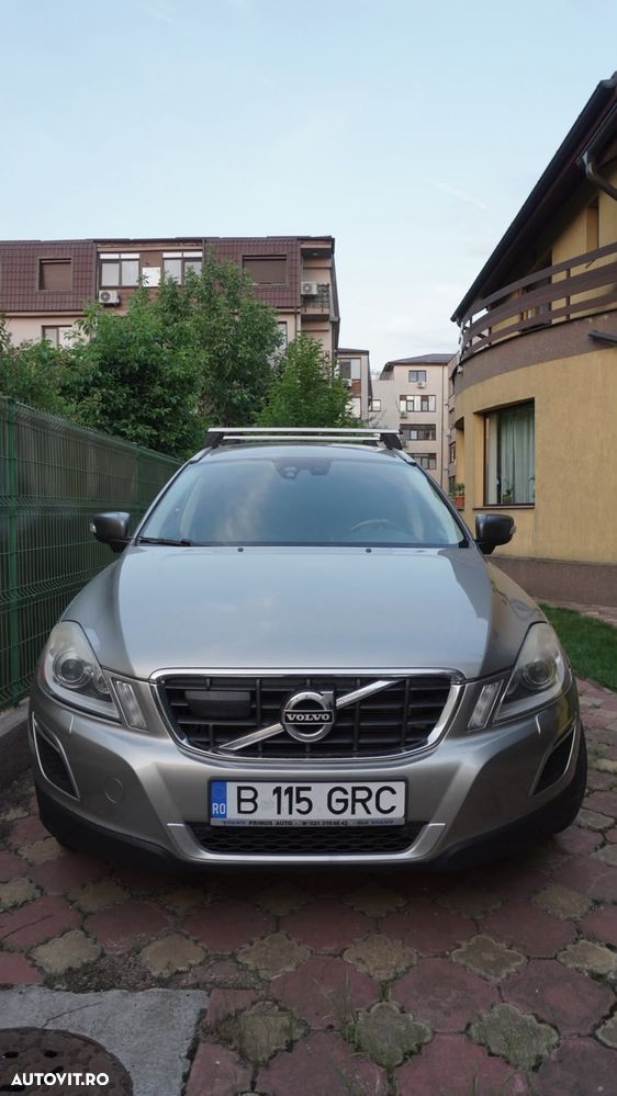 VOLVO XC60 2012