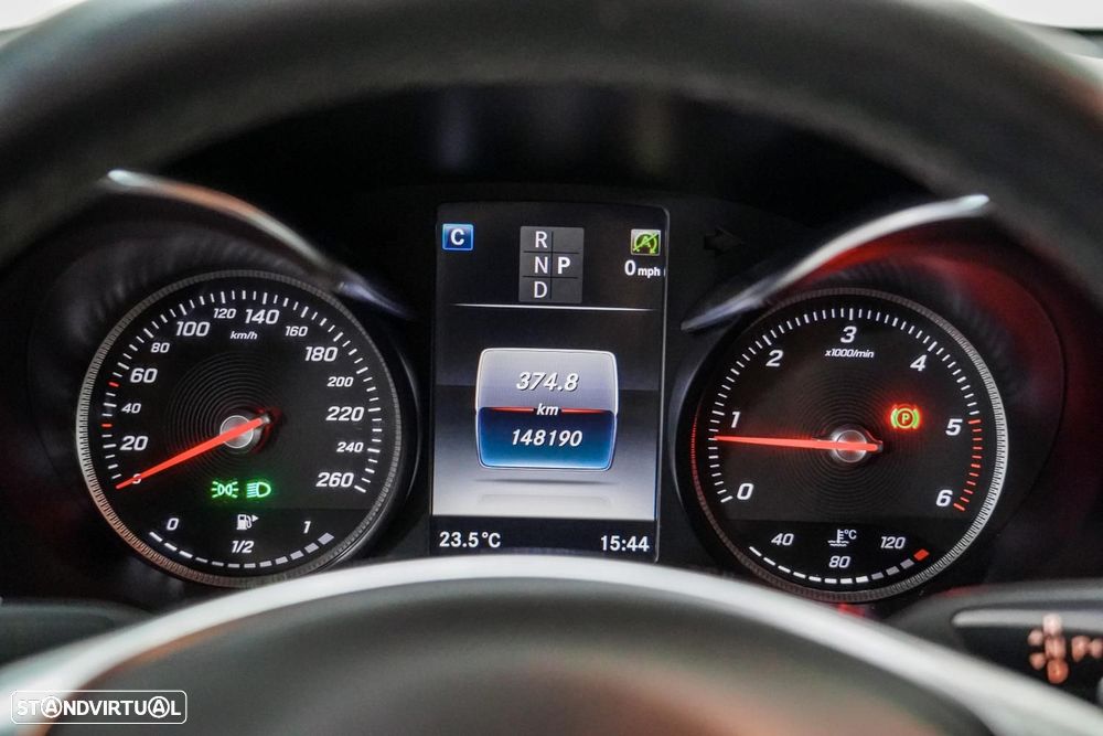 Mercedes-Benz GLC 220 d 4Matic 9G-TRONIC AMG Line - 10