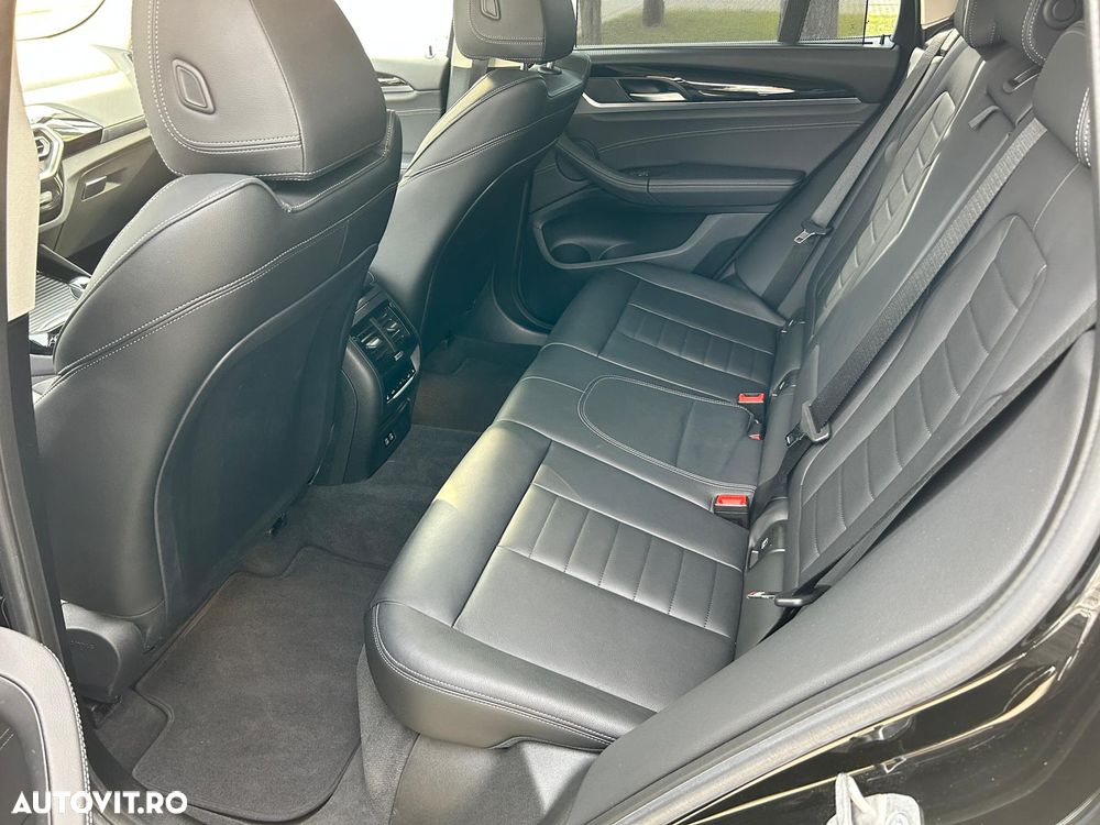 BMW X3 xDrive20i AT - 10