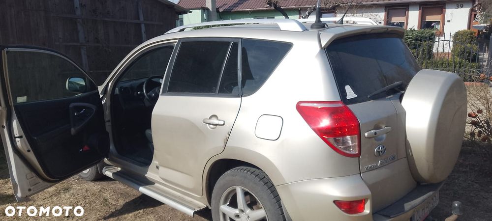 Toyota RAV4 2.2 D-4D Prestige - 6