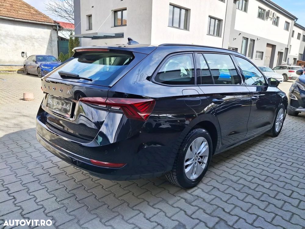 Skoda Octavia 2.0 TDI DSG Ambition - 5