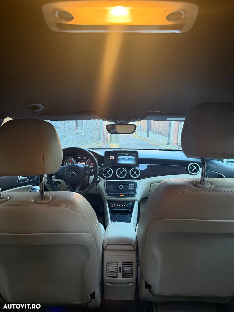 Mercedes-Benz GLA - 4