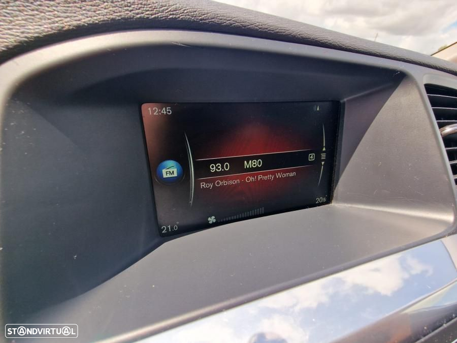Volvo V60 2.0 D3 Kinetic - 9