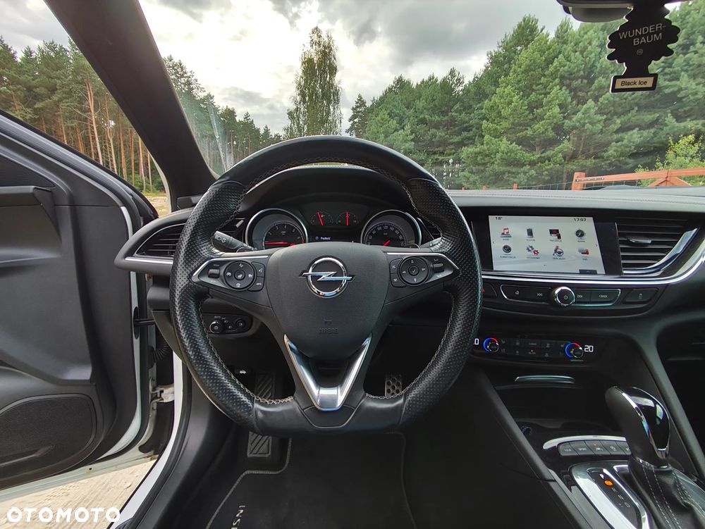 Opel Insignia - 14
