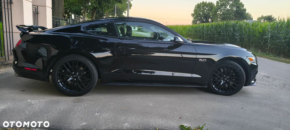 Ford Mustang - 7