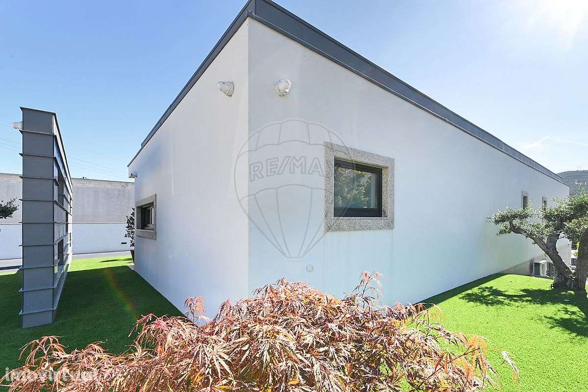 Moradia T3 para venda - Grande imagem: 2/39