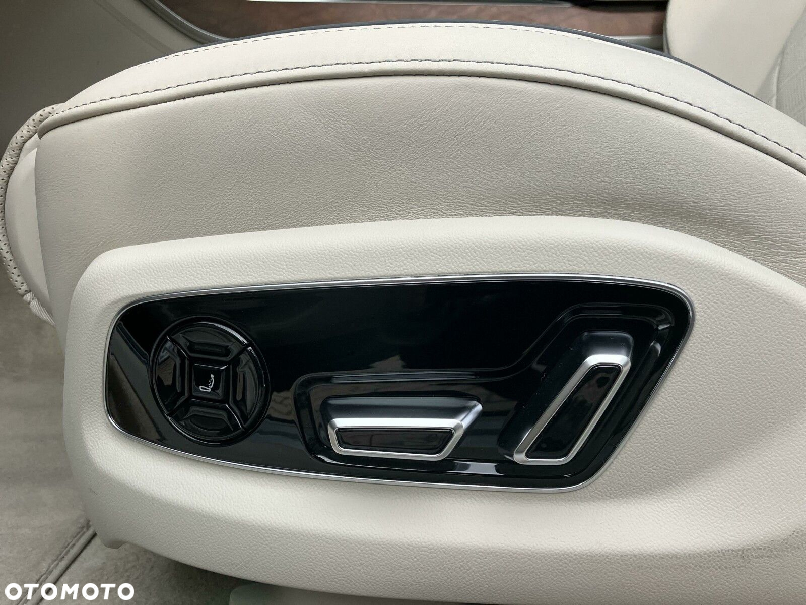 Audi A8 - 16